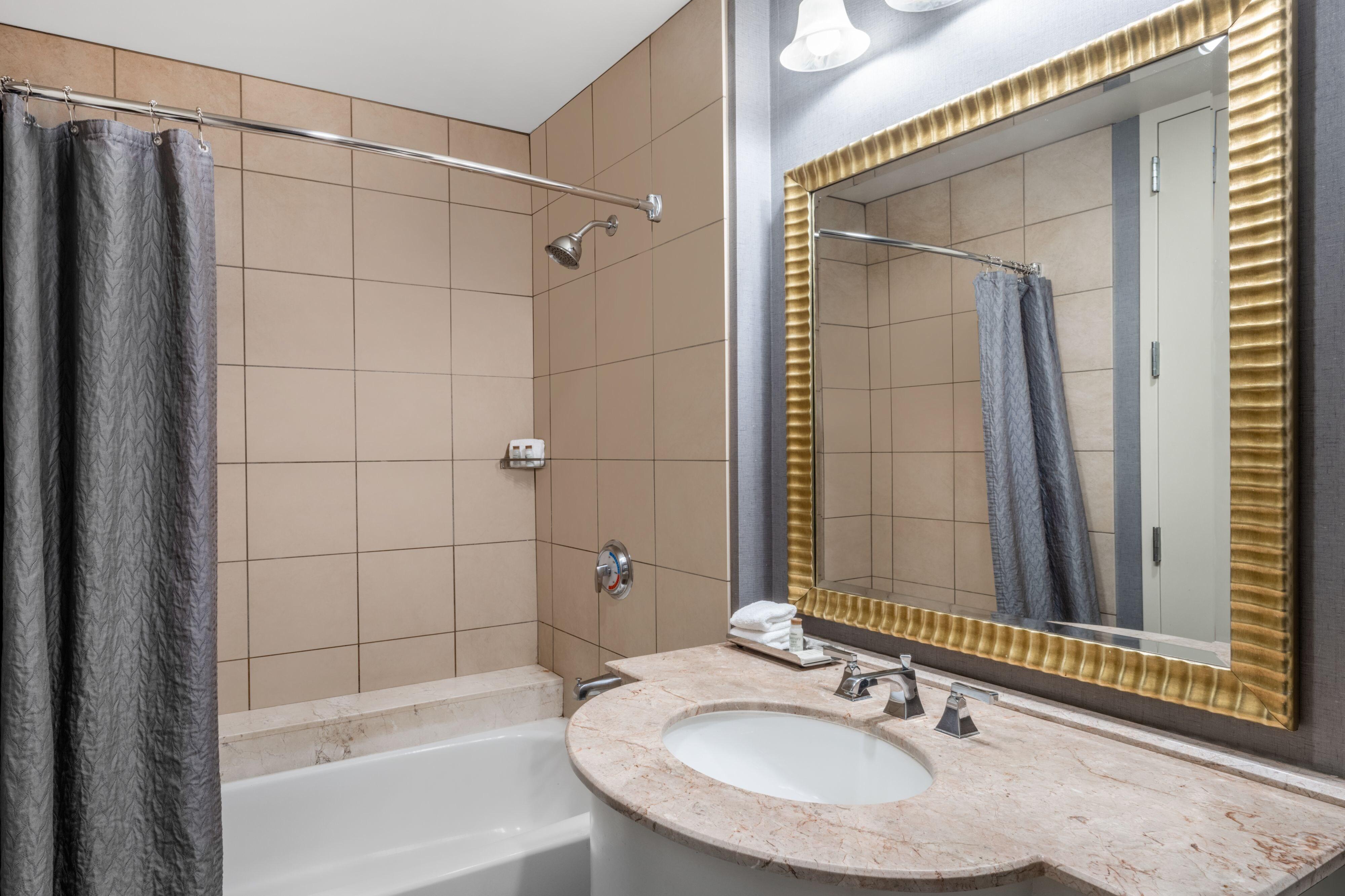Renaissance Dallas North Hotel Farmers Branch Dış mekan fotoğraf