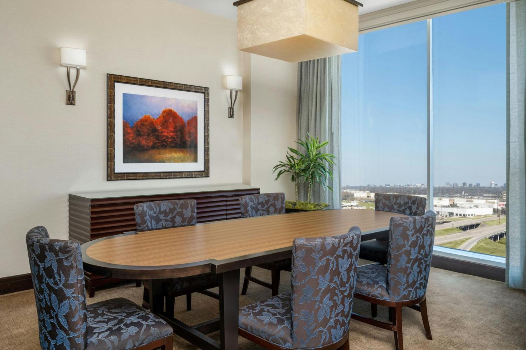 Renaissance Dallas North Hotel Farmers Branch Dış mekan fotoğraf